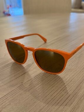 Veuve Clicquot branded sunglasses